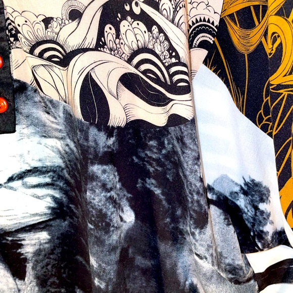 St-Martins casual blouse with beautiful black and cream pattern, orange buttons - Picture 4 of 4